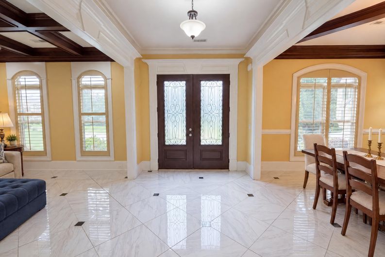 Photo 7 of 41 of 332 Warwick Pl, McDonough, GA