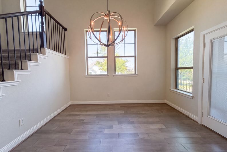 Photo 9 of 21 of 1901 Crested Ridge Rd, Aledo, TX