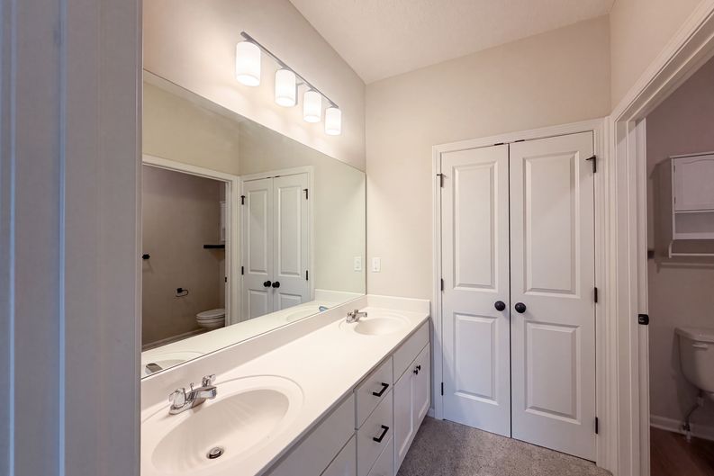Photo 15 of 19 of 3036 N Getty St, Kansas City, KS