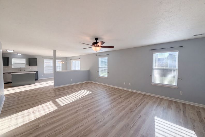 Photo 3 of 22 of 11228 N Trapunto Ln, Monrovia, IN