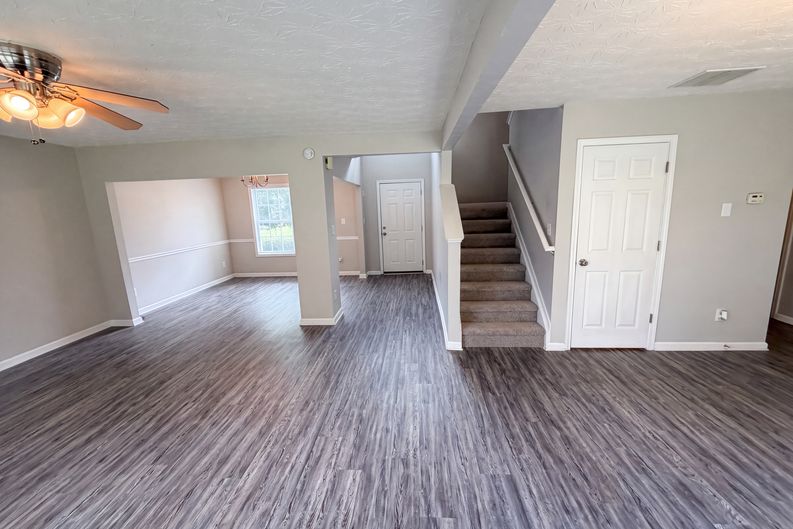 Photo 10 of 44 of 4636 Pine Acre Cir, Sugar Hill, GA
