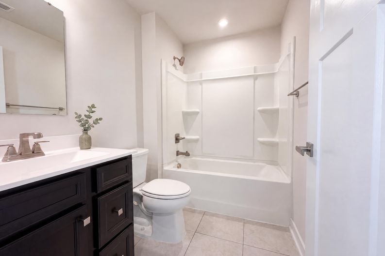 Photo 9 of 18 of 8680 Kenridge Ln, Fuquay Varina, NC