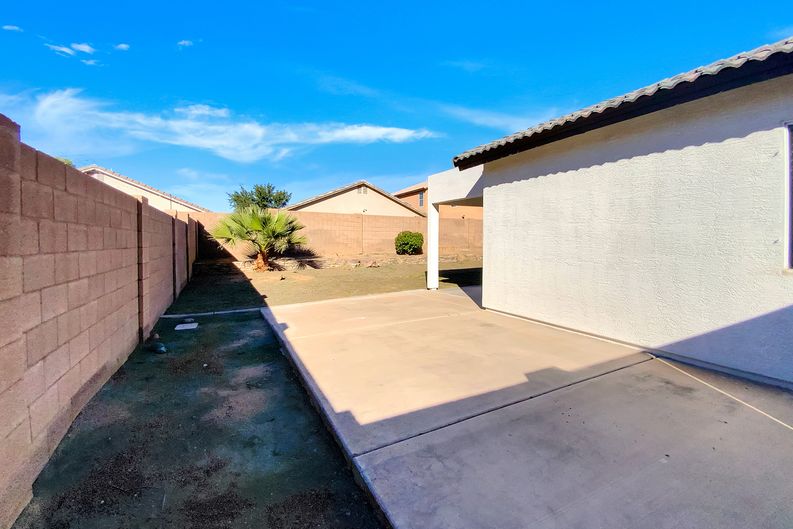 Photo 17 of 19 of 9728 E Kiva Ave, Mesa, AZ