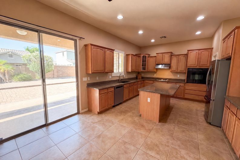 Photo 9 of 33 of 3080 E Powell Way, Gilbert, AZ
