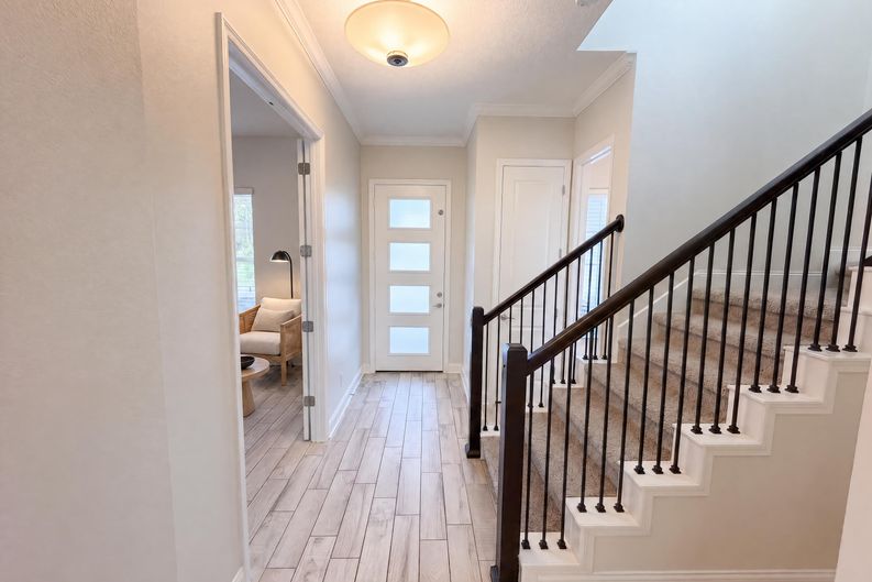 Photo 6 of 32 of 7797 Laureate Blvd, Orlando, FL