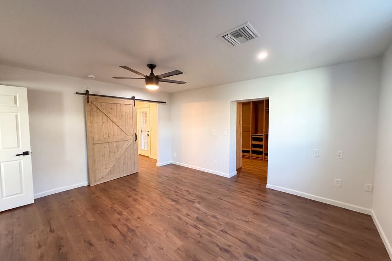 Photo 4 of 51 of 3016 N 47th St, Phoenix, AZ