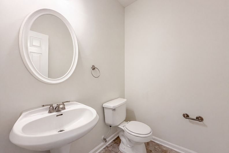 Photo 18 of 29 of 6257 Polar Fox Ct, Riverdale, GA