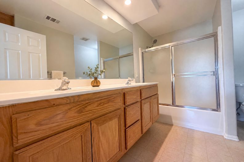 Photo 20 of 28 of 13185 Great Falls Ave, Victorville, CA