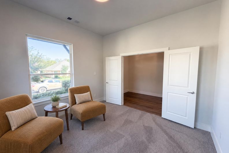 Photo 11 of 32 of 563 Torrey Pines Cir, Heath, TX