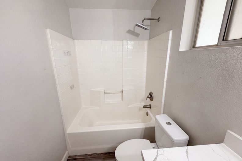 Photo 9 of 30 of 16245 W Tonto St, Goodyear, AZ