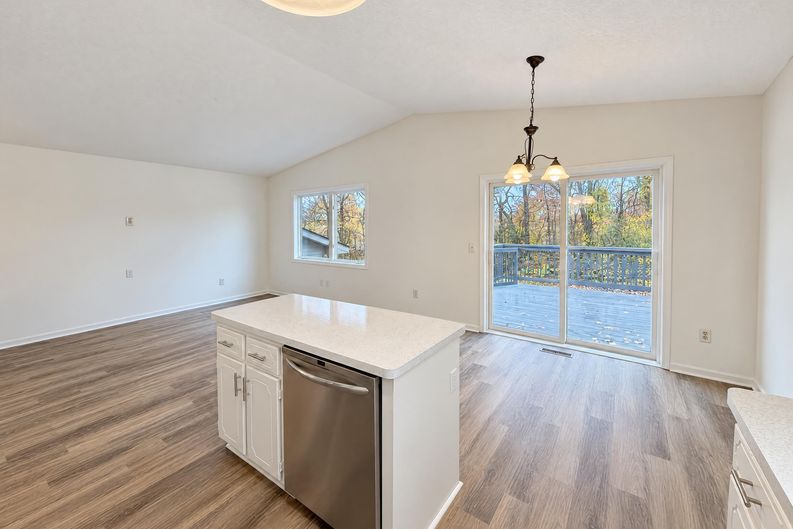 Photo 4 of 19 of 28127 146th St NW, Zimmerman, MN