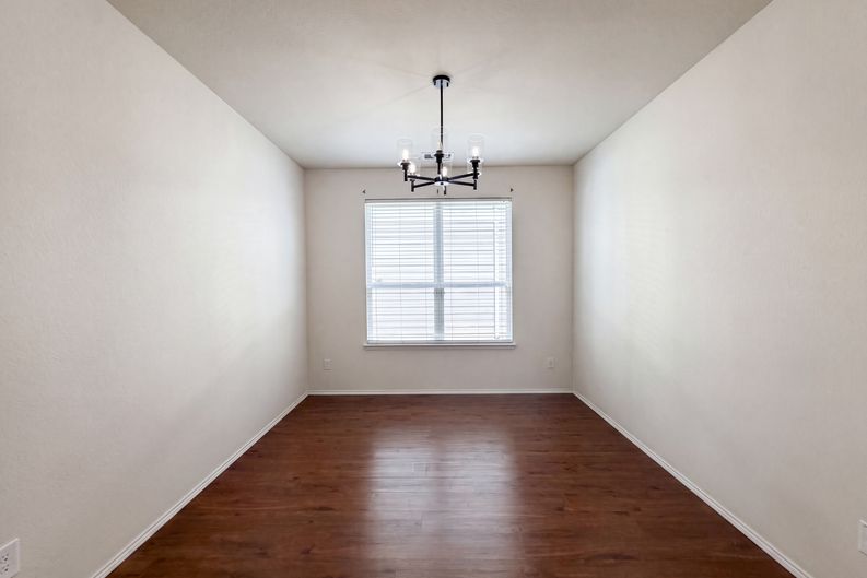 Photo 7 of 26 of 9165 Blackstone Dr, Providence Village, TX