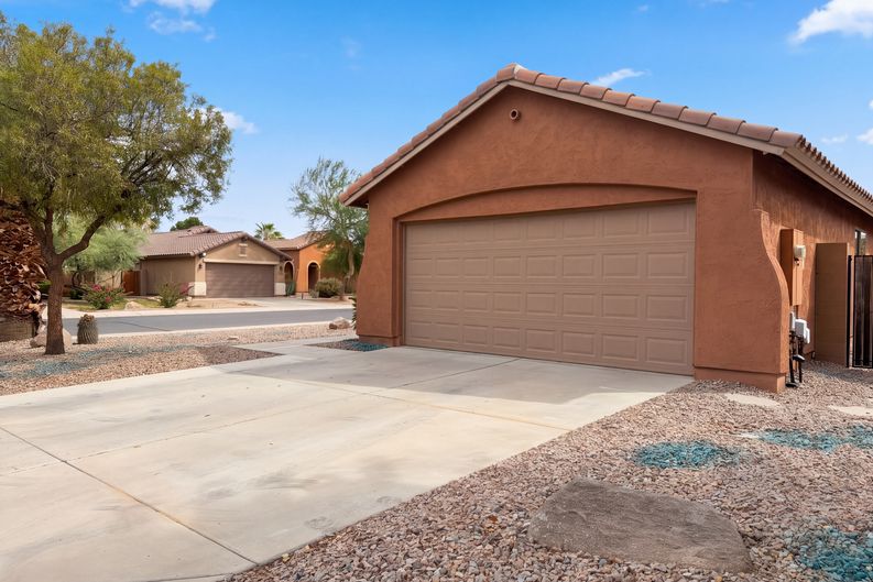 Photo 18 of 19 of 45983 W Sheridan Rd, Maricopa, AZ