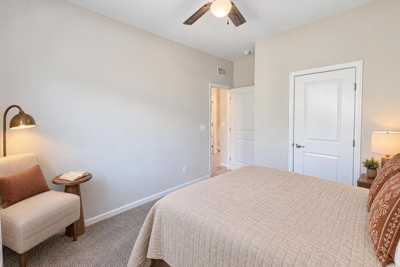 Photo 16 of 26 of 3344 Beeler Ln, Charlotte, NC