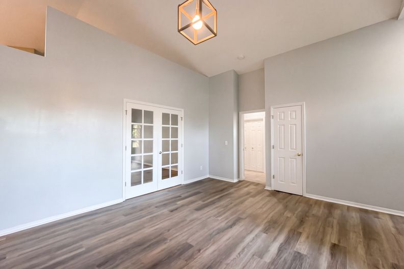 Photo 18 of 41 of 9703 Glenpointe Dr, Riverview, FL