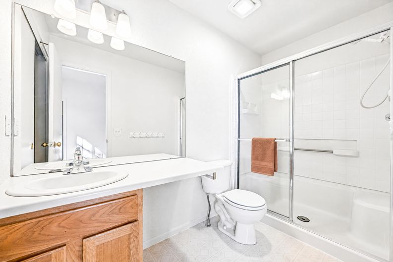 Photo 19 of 38 of 1703 Bain Dr, Erie, CO