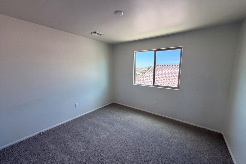 Photo 16 of 25 of 7452 S Golden Shore Dr, Tucson, AZ