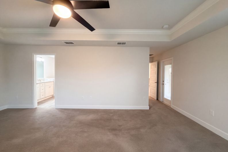 Photo 12 of 33 of 5938 164th Ave E, Parrish, FL