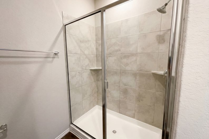 Photo 12 of 17 of 431 Pleasanton Way, San Antonio, TX