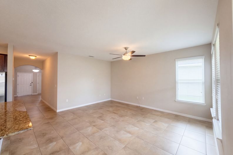 Photo 6 of 29 of 1958 Commander Way, Kissimmee, FL