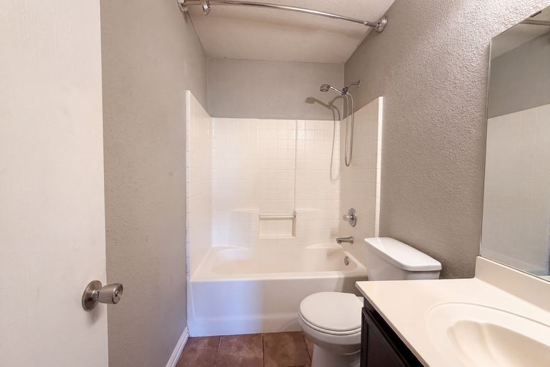 Photo 15 of 21 of 4609 Oxford Dr, Killeen, TX
