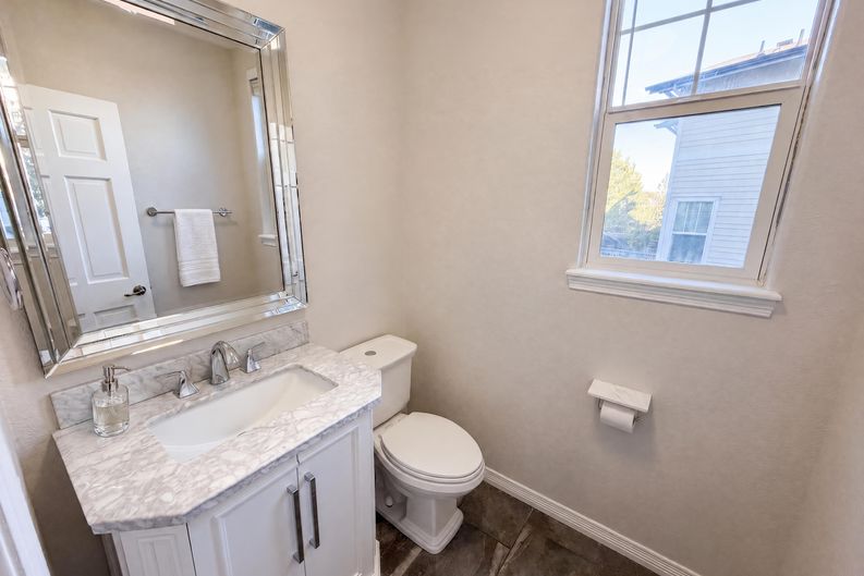 Photo 31 of 50 of 7242 S Rome St, Aurora, CO