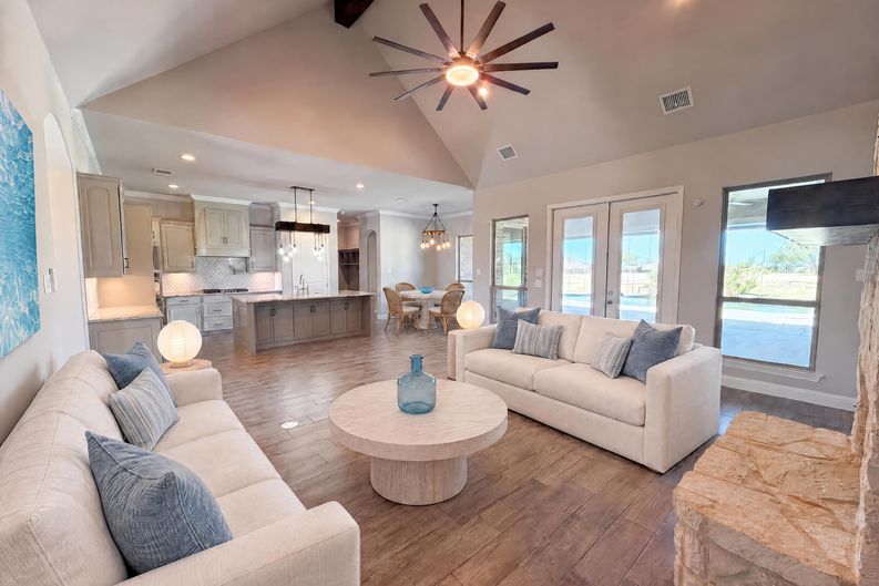 Photo 9 of 31 of 3608 Ridge Point Dr, Argyle, TX