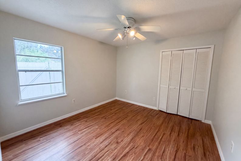 Photo 9 of 20 of 546 Penns Neck Dr, Deland, FL