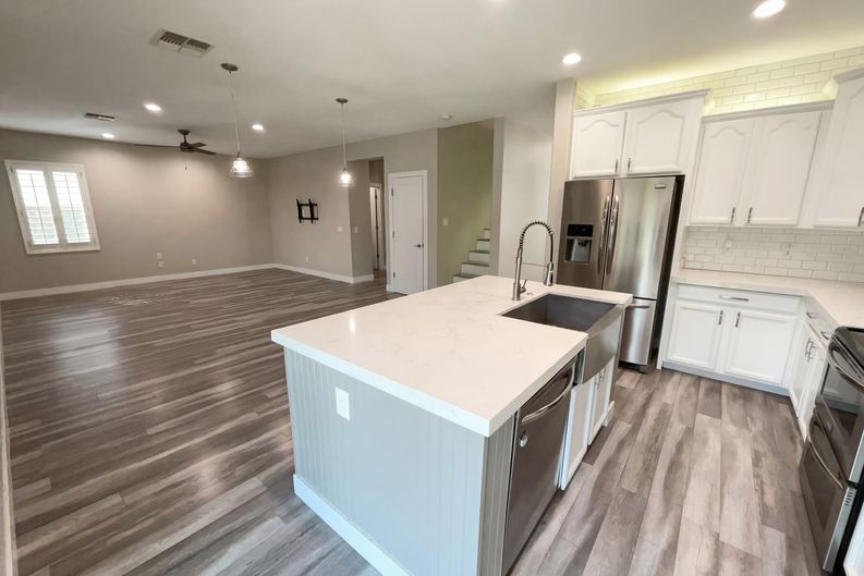 Photo 12 of 31 of 1099 E Sourwood Dr, Gilbert, AZ