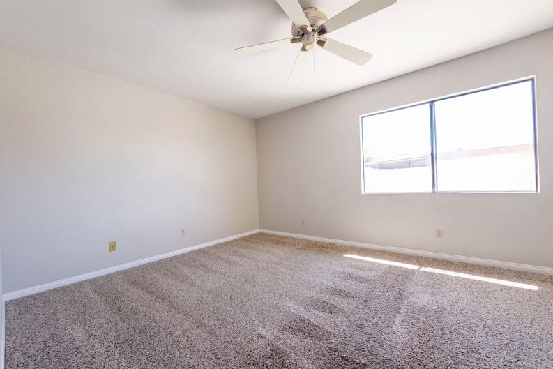 Photo 4 of 22 of 25431 Pistache Ct, Murrieta, CA