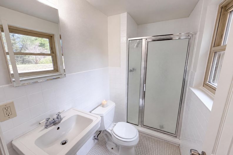 Photo 17 of 28 of 885 W 7th Avenue Dr, Broomfield, CO