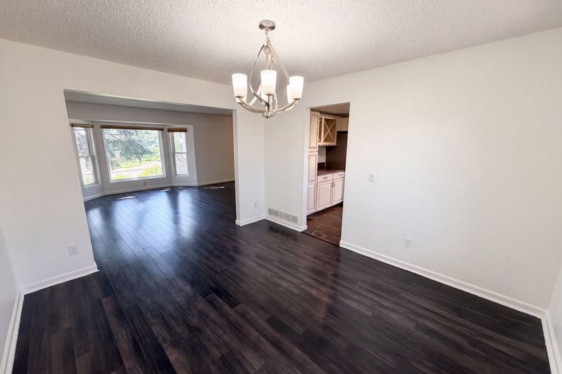 Photo 13 of 39 of 20890 E Sussex Ct, Parker, CO
