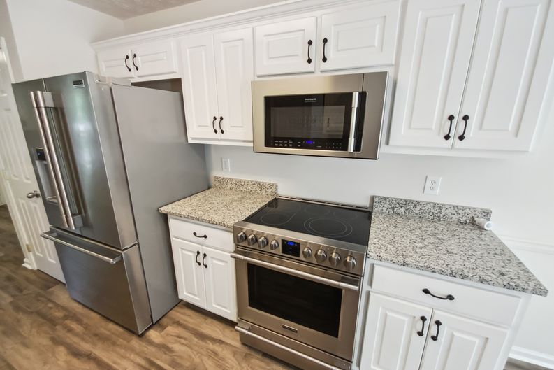 Photo 10 of 21 of 145 Shadowbrook Trce, Covington, GA