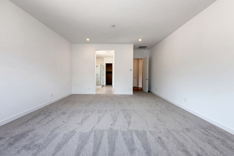 Photo 8 of 25 of 8219 Gusty Brook St, Las Vegas, NV
