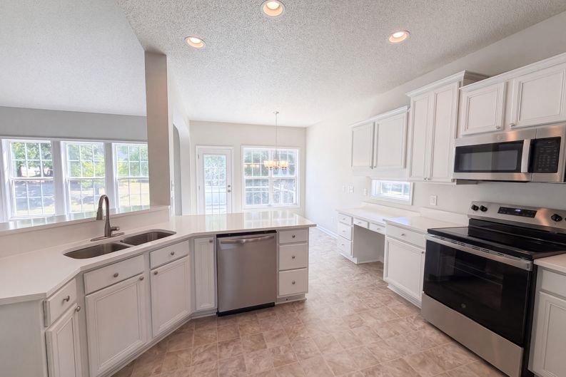 Photo 9 of 20 of 1701 Carnation Dr, Durham, NC