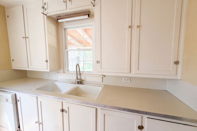 Photo 9 of 29 of 907 S South St, Gastonia, NC