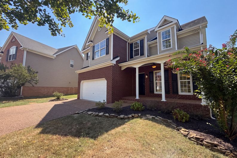 Photo 28 of 31 of 3017 Farmville Cir, Spring Hill, TN