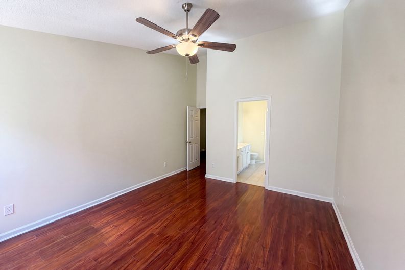 Photo 4 of 17 of 5512 Spindlewood Ct, Durham, NC