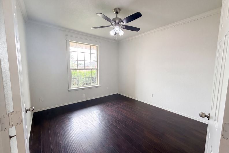 Photo 7 of 19 of 6623 Ambrose Cir, Temple, TX