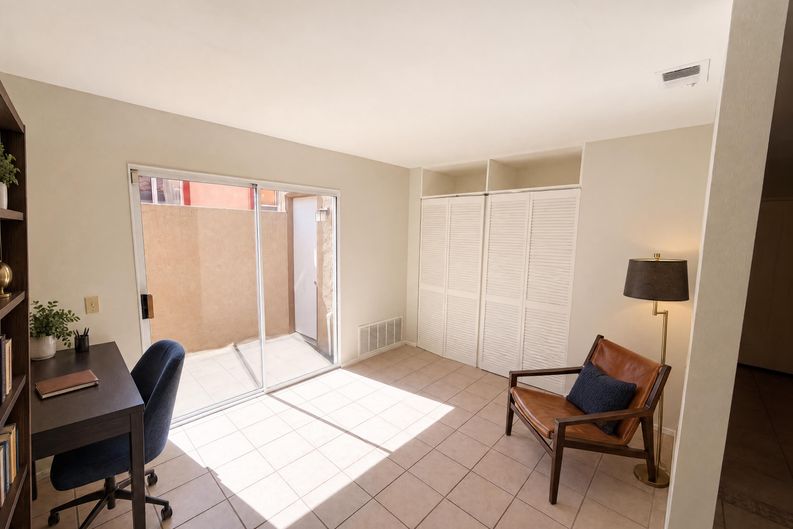 Photo 10 of 17 of 961 Verona Ave, San Jacinto, CA