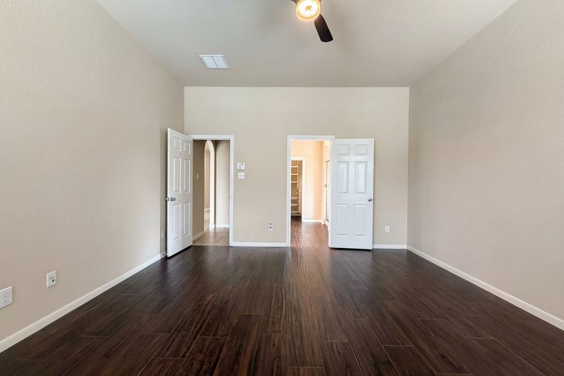 Photo 13 of 24 of 20192 Southwood Oaks Dr, Porter, TX