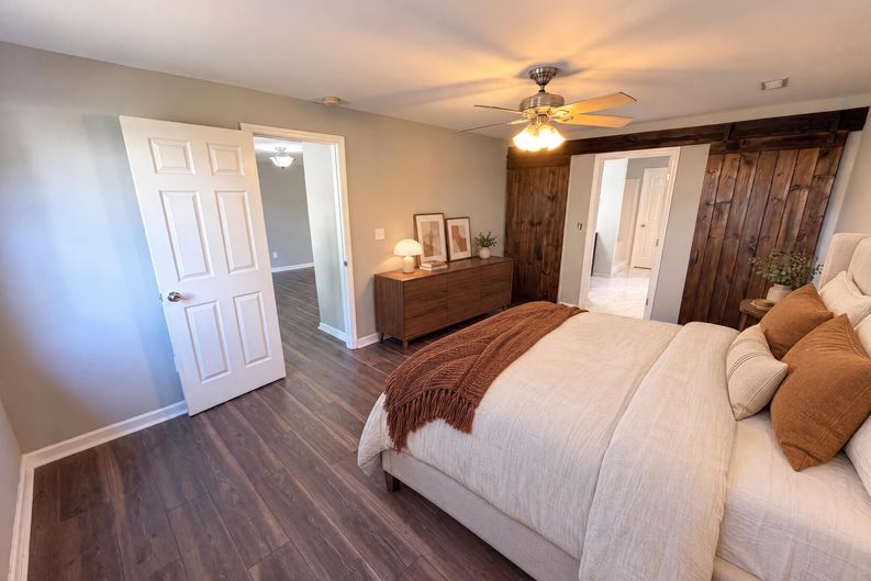 Photo 11 of 29 of 1322 Carolyn Dr, Charlotte, NC
