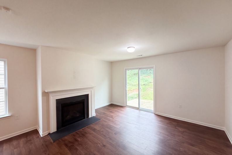 Photo 3 of 32 of 3980 Long Arrow Dr, Concord, NC