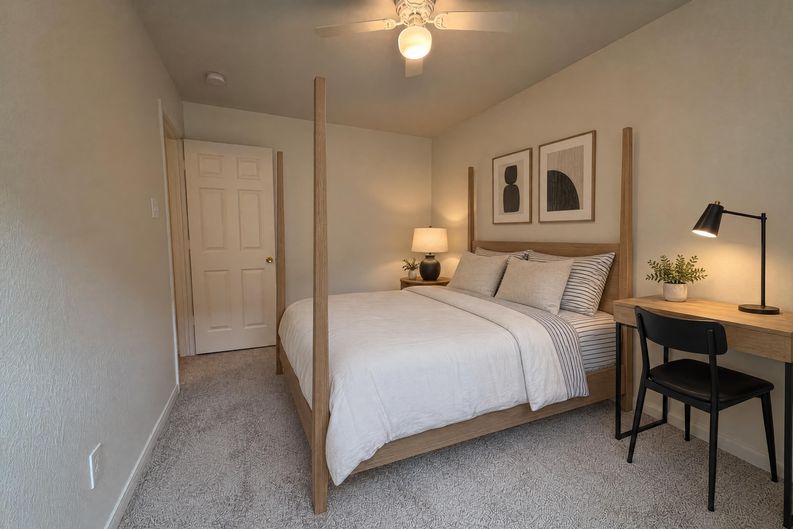 Photo 12 of 26 of 19043 Taverns Crossing Ln, Houston, TX