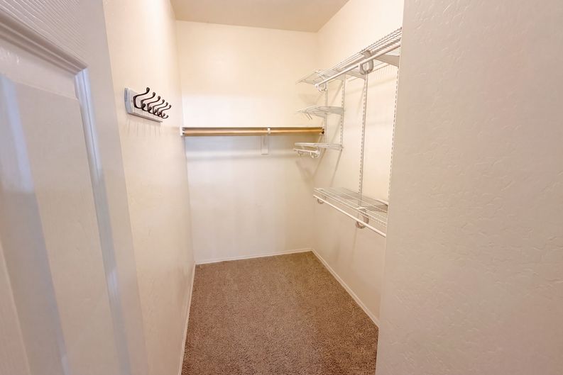Photo 17 of 27 of 18175 W Carlota Ln, Surprise, AZ