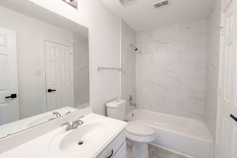 Photo 13 of 23 of 3853 Wintergreen Dr, Plano, TX
