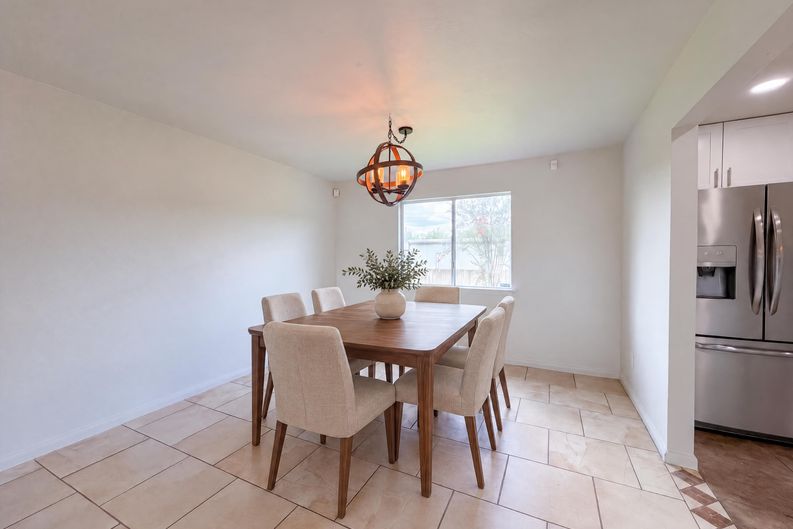 Photo 6 of 25 of 4519 S Ridgewalk Dr, Houston, TX