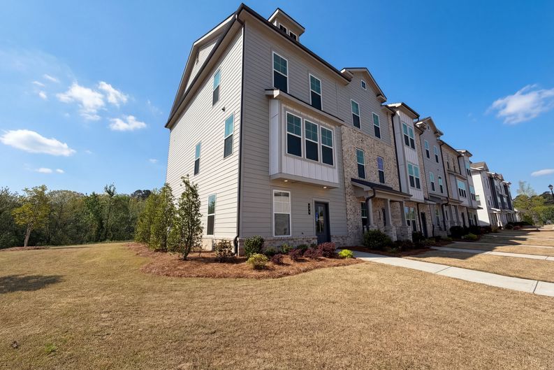 Photo 6 of 28 of 200 Cobalt Dr, Fayetteville, GA