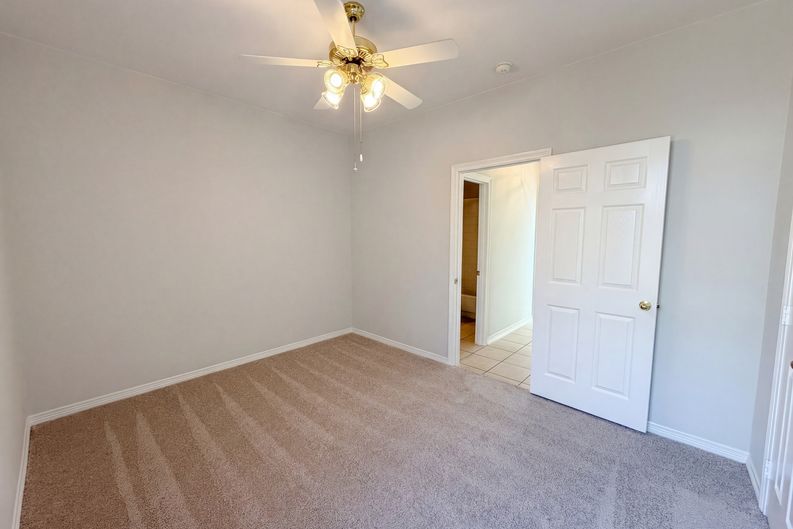 Photo 16 of 34 of 1412 Spring Ridge Ln, Flower Mound, TX