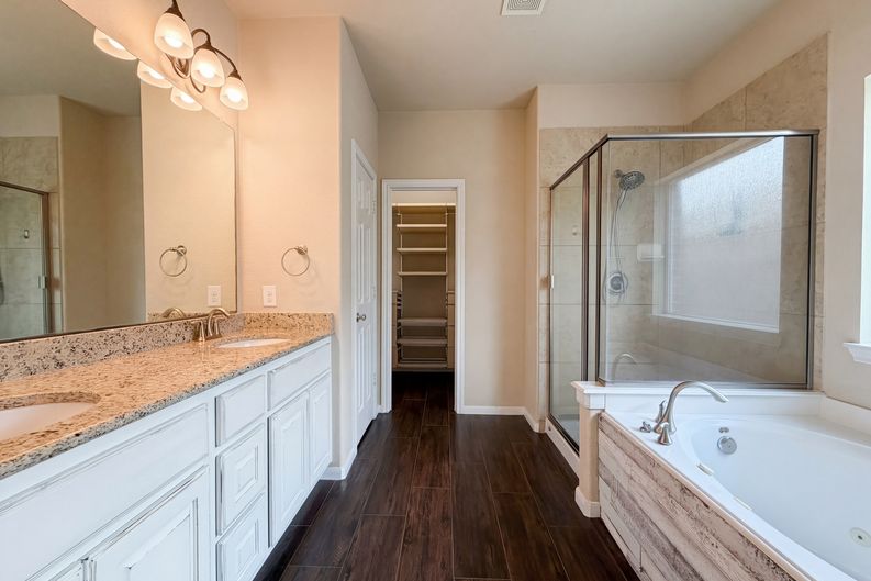Photo 14 of 24 of 20192 Southwood Oaks Dr, Porter, TX
